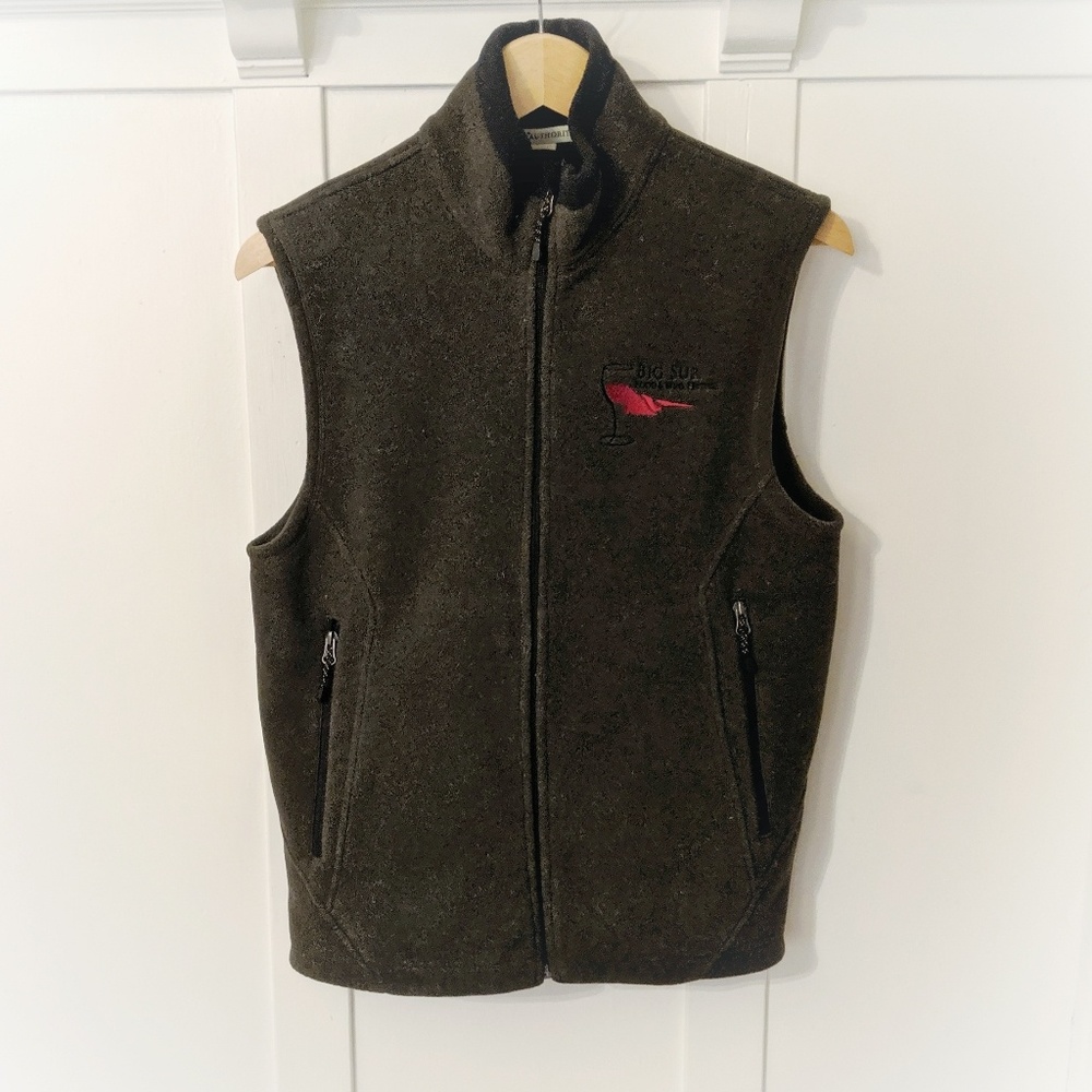 EUC Big Sur Food & Wine Fleece Vest 🍷